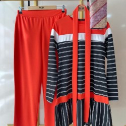 Stunning women's set Stunning women's set