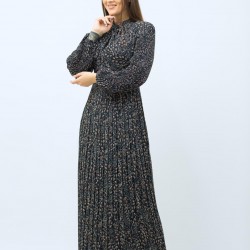 Patterned Pleated Black Dress