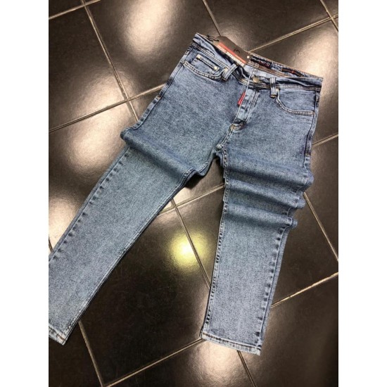 Light blue jeans for women 