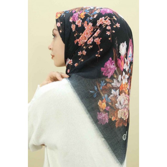 Turkish women scarf in many colors