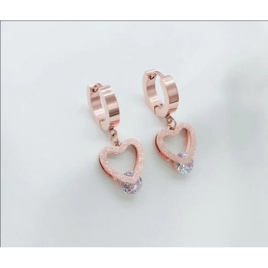  Women's earrings