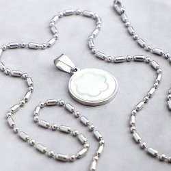 Women necklaces Women necklaces