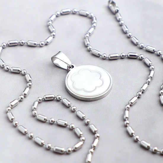 Women necklaces