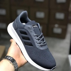 Men's sports shoes