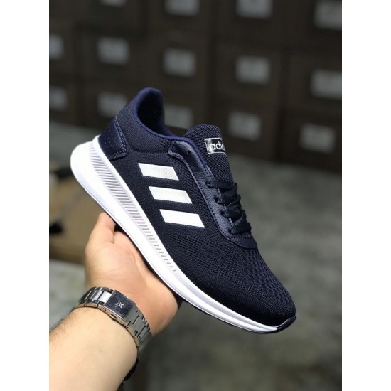 Men's sports shoes