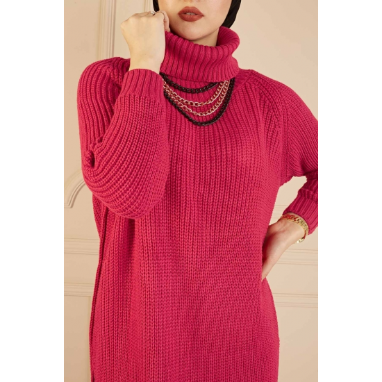 Oversize Knitted Fuchsia Sweater Oversize Knitted Fuchsia Sweater