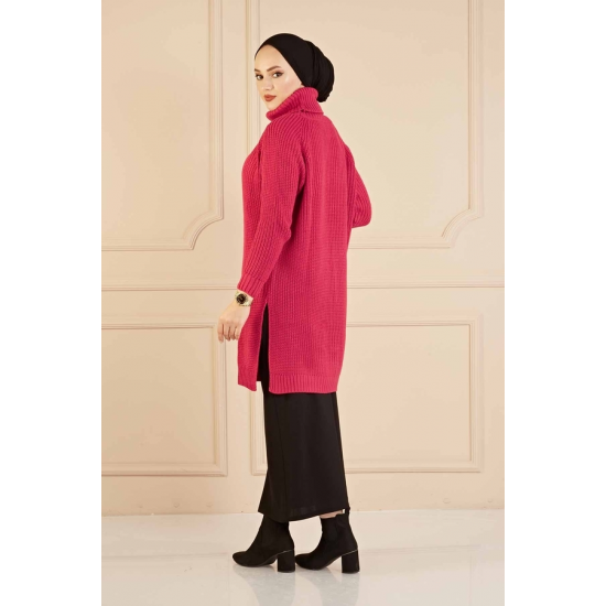 Oversize Knitted Fuchsia Sweater Oversize Knitted Fuchsia Sweater
