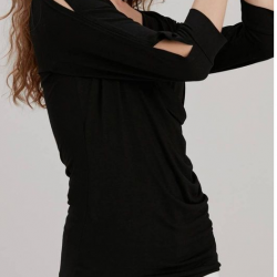 Women's t-shirts in multiple colors Women's t-shirts in multiple colors