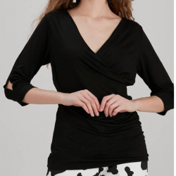 Women's t-shirts in multiple colors Women's t-shirts in multiple colors