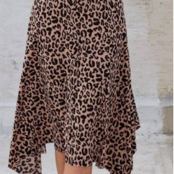 Women's skirts in multiple colors Women's skirts in multiple colors